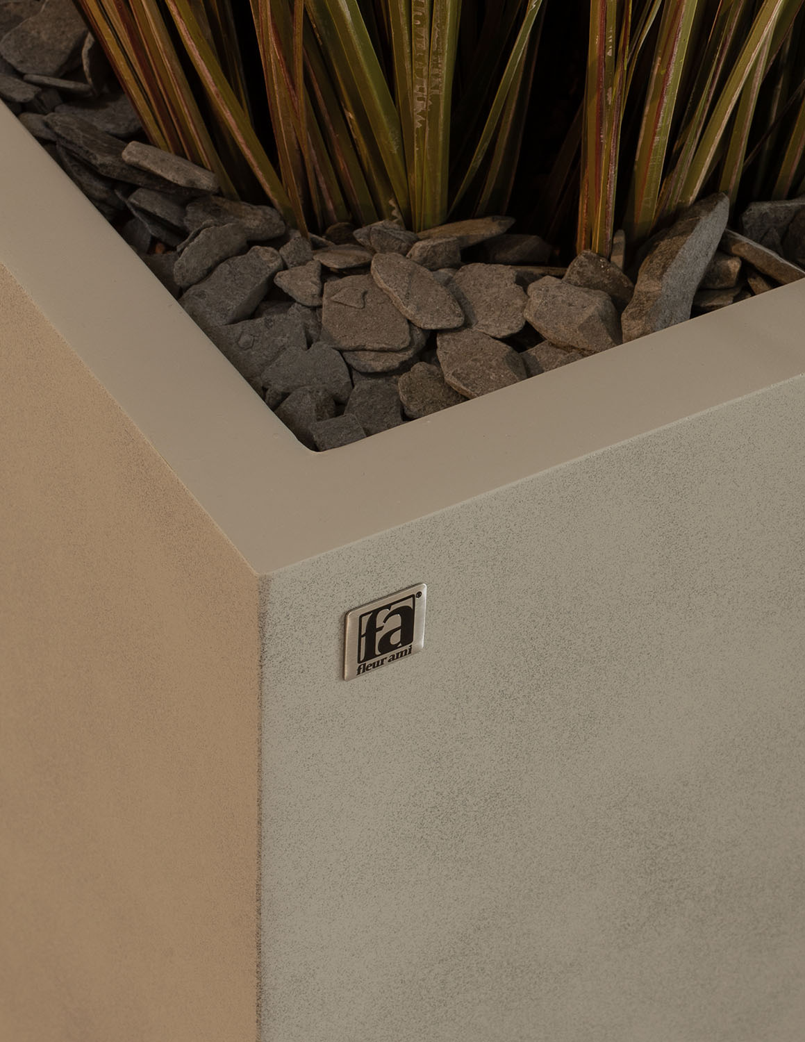 Division Lite Pflanzwürfel, 60 x 60 x 64 cm, concrete steingrau