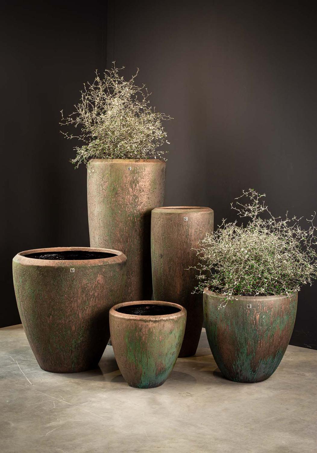 Atlantis Pflanzvase, Ø 31 cm, Höhe 70 cm, bronze oxidiert