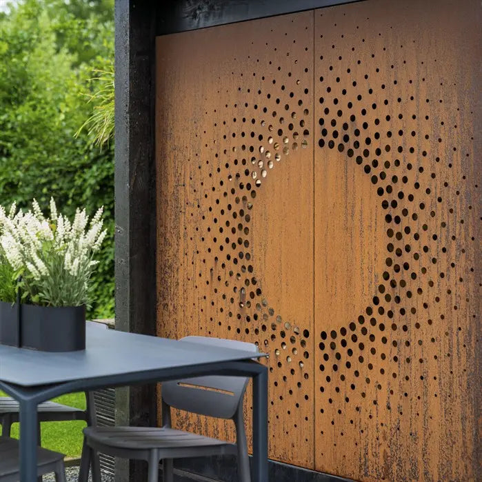 Sichtschutzwand aus Cortenstahl für Ihren Garten.