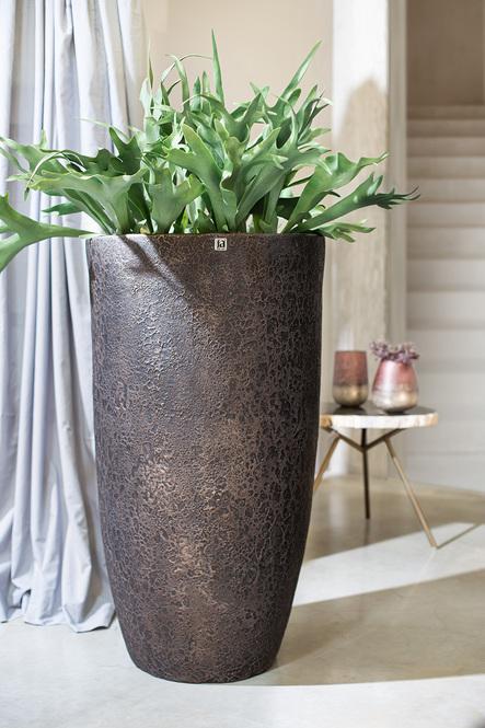Lava XL Pflanzvase, Ø 56 cm, Höhe 103 cm, bronze mit patina