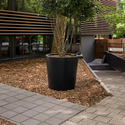 Pflanzkübel aus Aluminium (Metall) für Ihren Garten oder Terrasse.