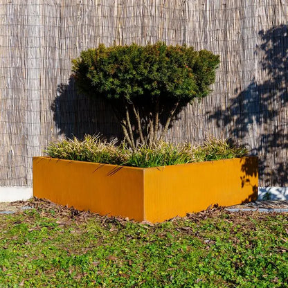 Pflanzkübel aus Cortenstahl für Ihren Garten oder Terrasse.