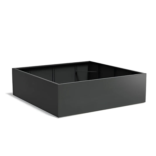 Ein Aluminium Pflanzkübel Hochbeet aus leichtem Aluminium. Das moderne Hochbeet bietet eine erhöhte Anbaufläche für Pflanzen und ist ideal für Gärten, Terrassen.